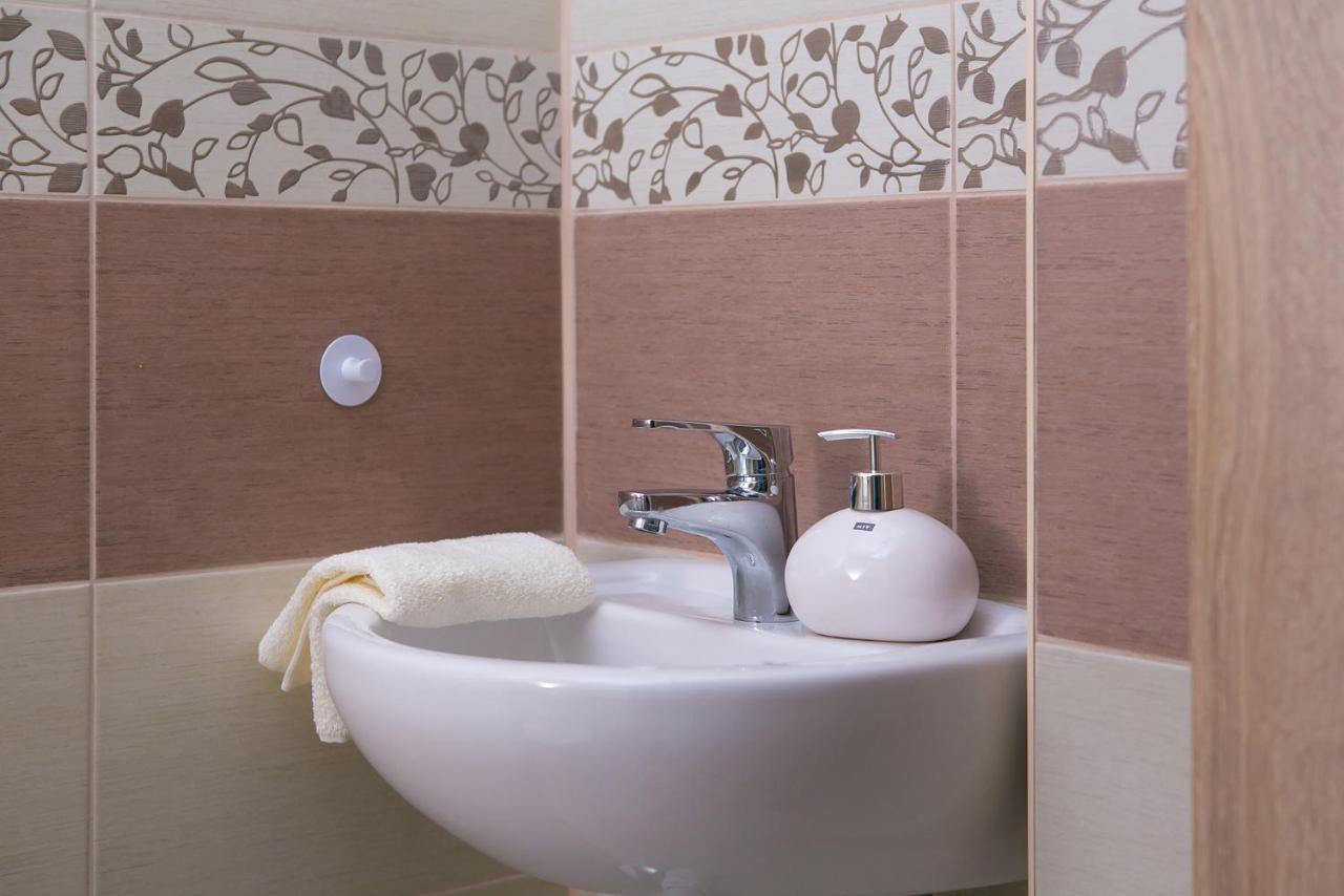 Forras Apartman Эгер Экстерьер фото