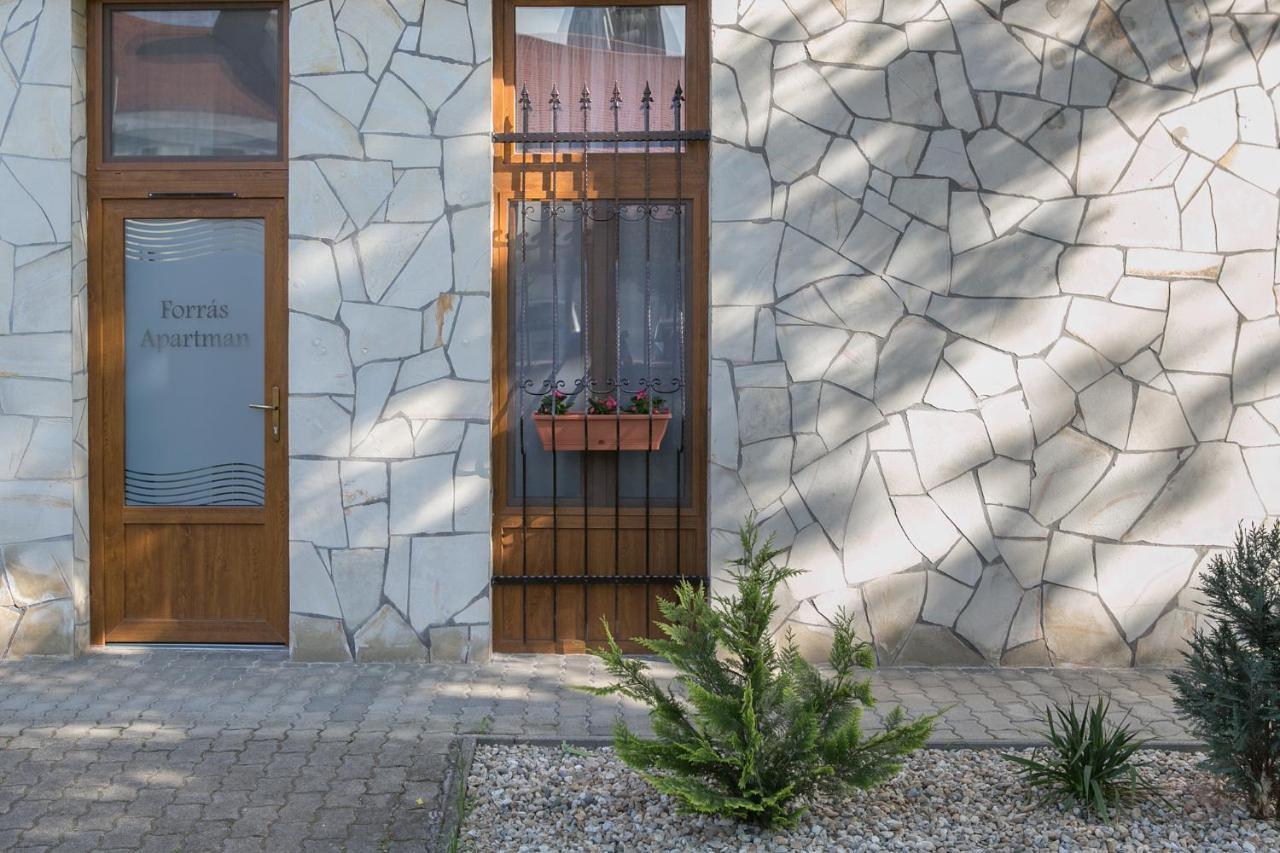 Forras Apartman Эгер Экстерьер фото